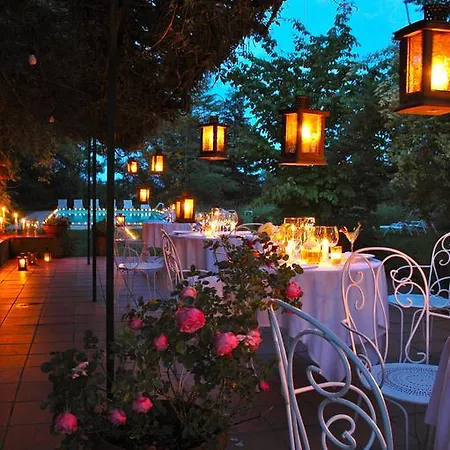 住宿加早餐酒店 Domaine De Bassibe 3*