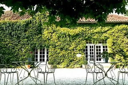 Domaine De Bassibe 3*