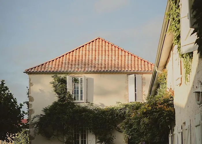 Domaine De Bassibé 3* Ségos