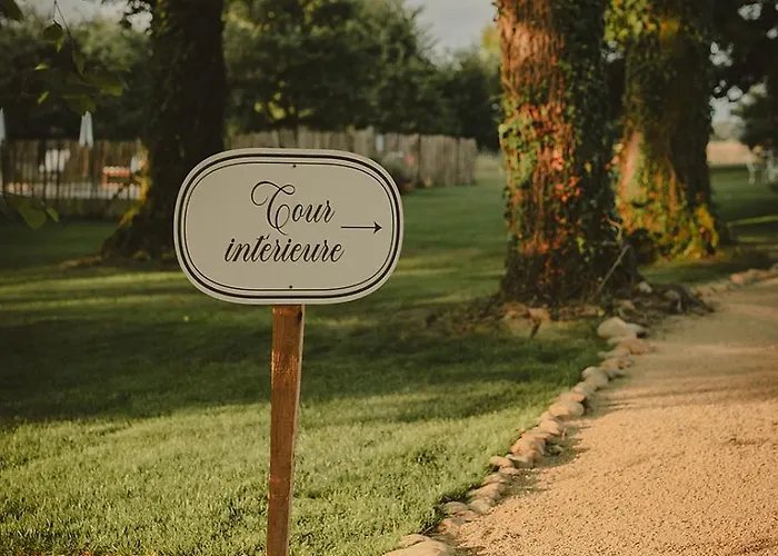 Domaine De Bassibé 3* Ségos