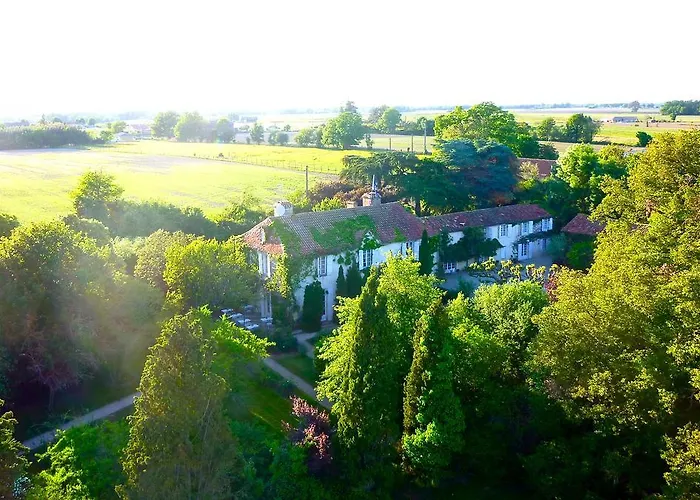 Domaine De Bassibé 3*