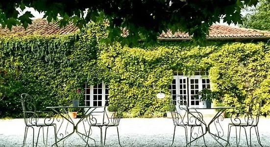 Domaine De Bassibé 3*