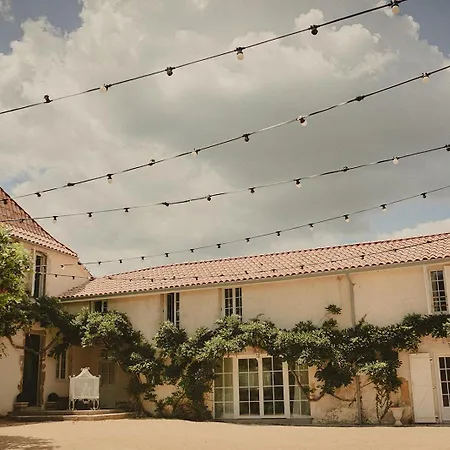 Bed & Breakfast Domaine De Bassibe