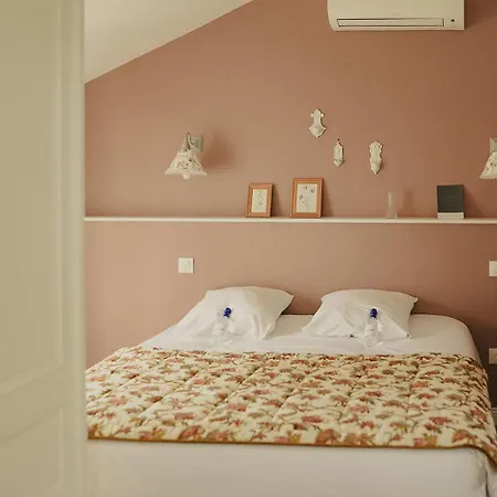 Bed & Breakfast Domaine De Bassibe