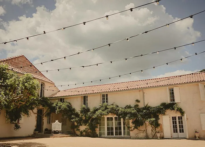 Frühstückspension Domaine De Bassibe