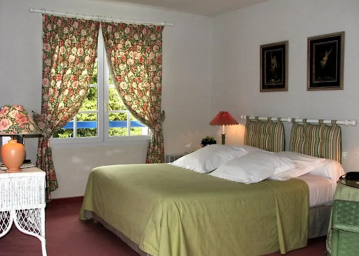 Domaine De Bassibe Ségos